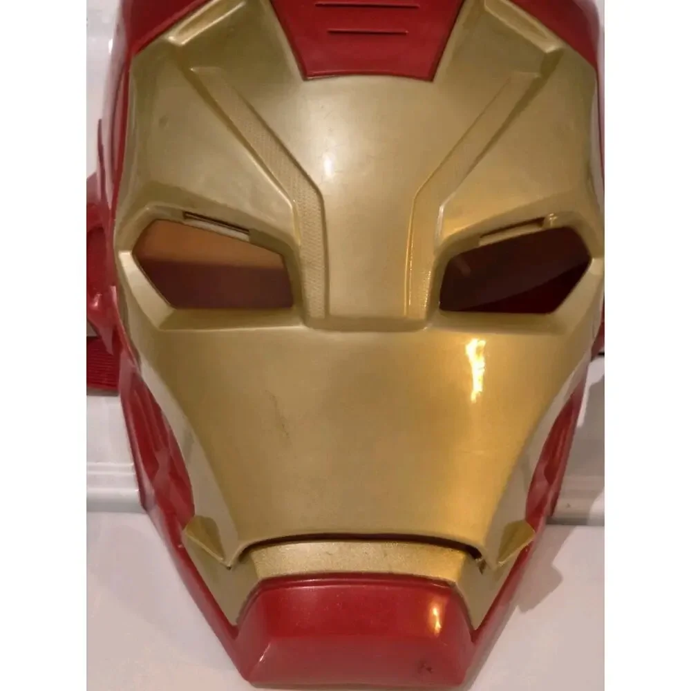 Marvel 2016 Ironman Mask Sounds Talking